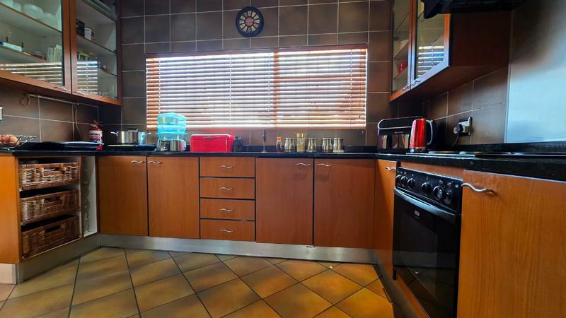 4 Bedroom Property for Sale in Brackendowns Gauteng