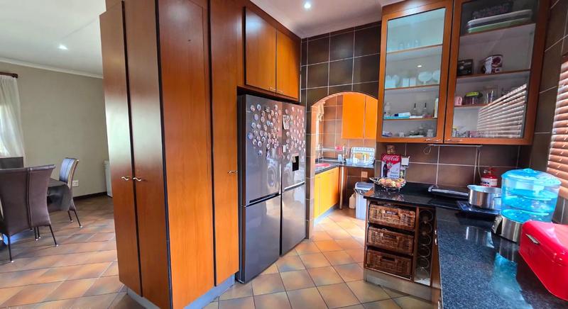 4 Bedroom Property for Sale in Brackendowns Gauteng