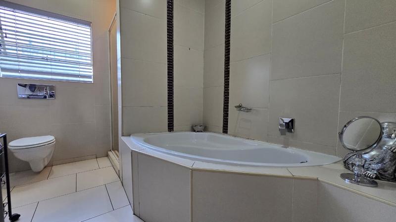 4 Bedroom Property for Sale in Brackendowns Gauteng