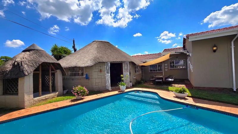 4 Bedroom Property for Sale in Brackendowns Gauteng