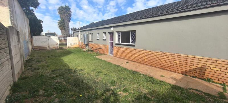 3 Bedroom Property for Sale in Witpoortjie Gauteng