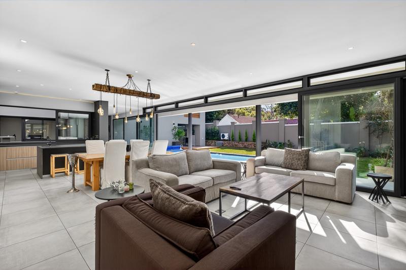 3 Bedroom Property for Sale in Atholl Gauteng