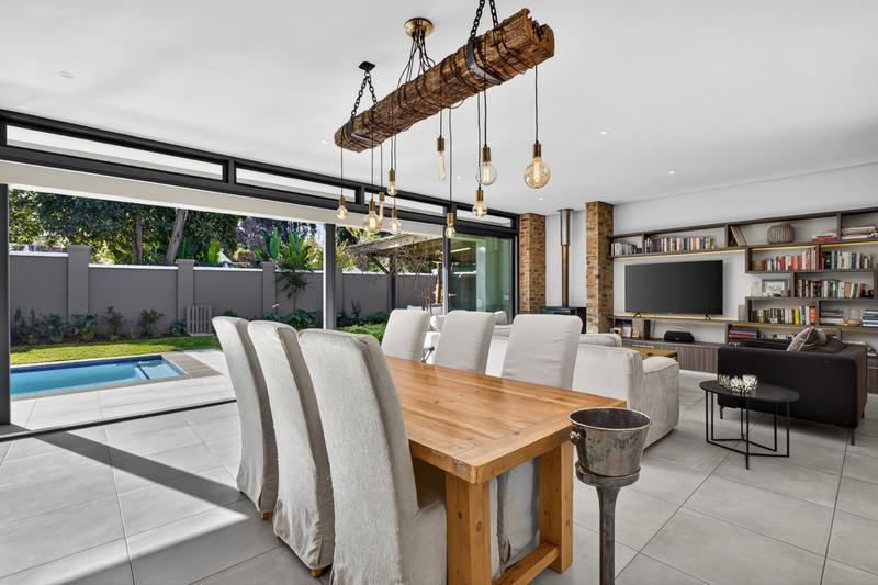3 Bedroom Property for Sale in Atholl Gauteng