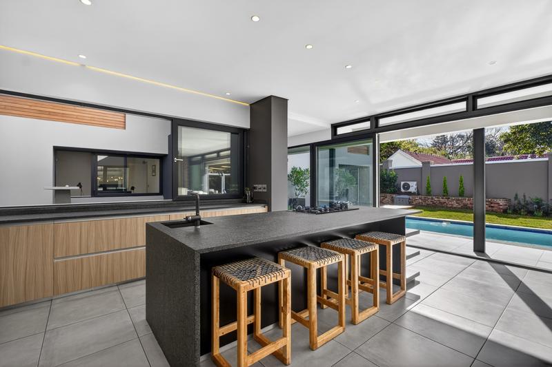 3 Bedroom Property for Sale in Atholl Gauteng