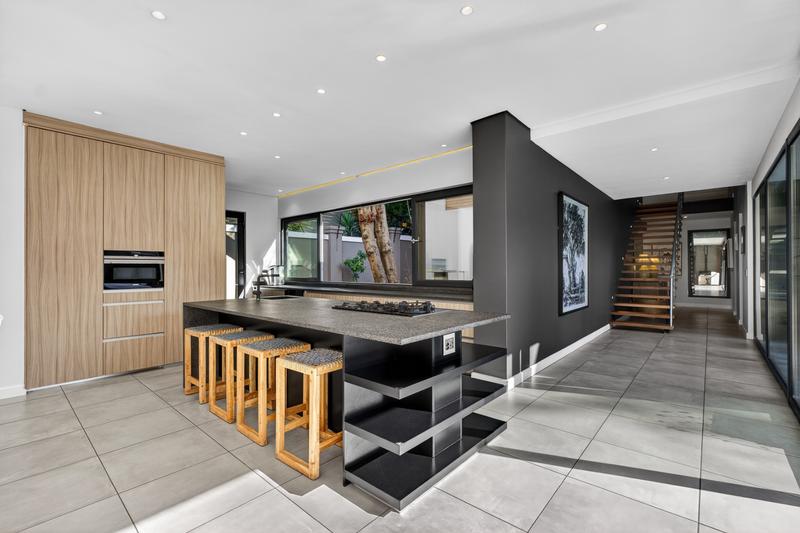 3 Bedroom Property for Sale in Atholl Gauteng
