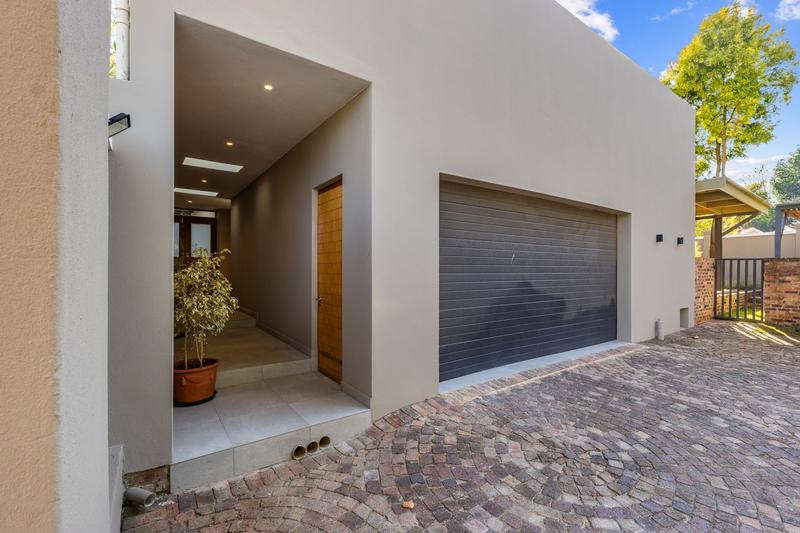 3 Bedroom Property for Sale in Atholl Gauteng