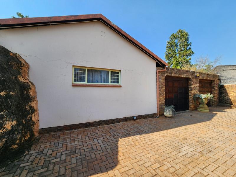 3 Bedroom Property for Sale in Theresa Park Gauteng
