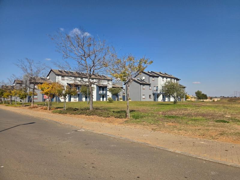 2 Bedroom Property for Sale in Selcourt Gauteng