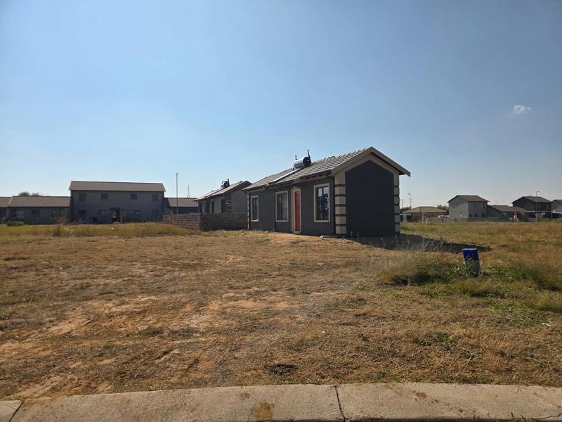 2 Bedroom Property for Sale in Selcourt Gauteng