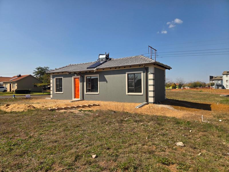 3 Bedroom Property for Sale in Selcourt Gauteng