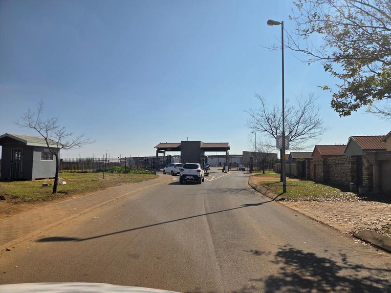 3 Bedroom Property for Sale in Selcourt Gauteng