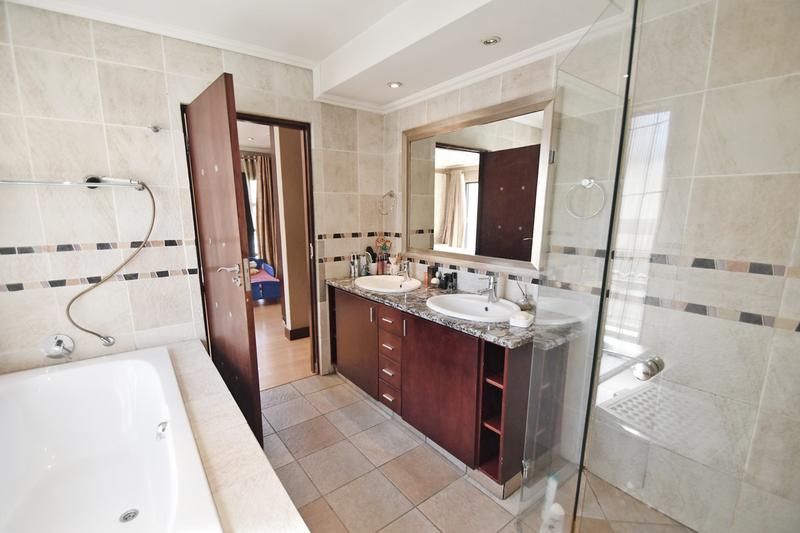 2 Bedroom Property for Sale in Bedford Gardens Gauteng