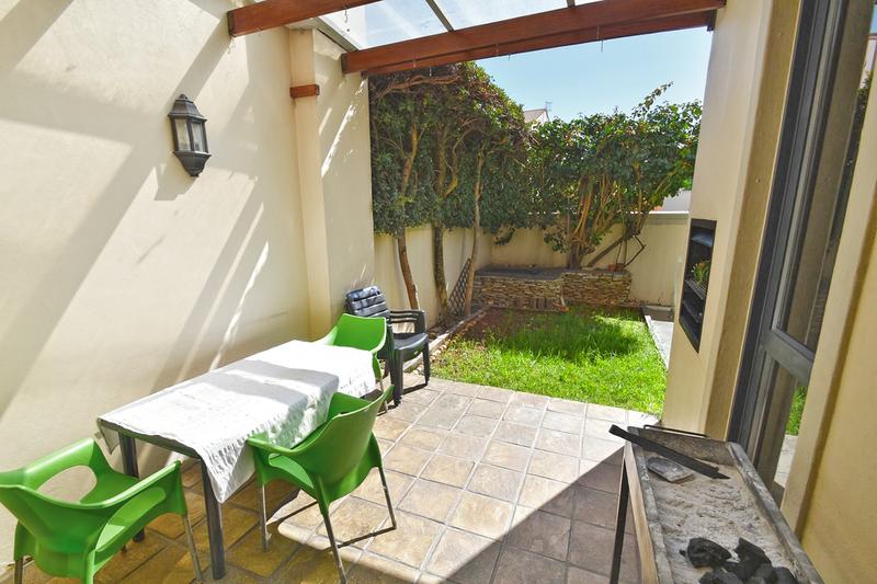 2 Bedroom Property for Sale in Bedford Gardens Gauteng