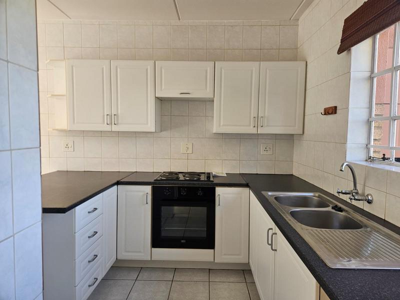 2 Bedroom Property for Sale in Elardus Park Gauteng