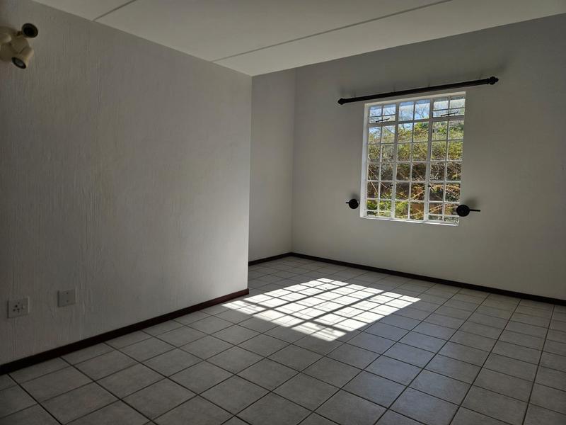 2 Bedroom Property for Sale in Elardus Park Gauteng