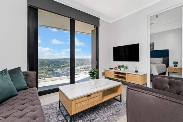 2 Bedroom Property for Sale in Waterfall Gauteng