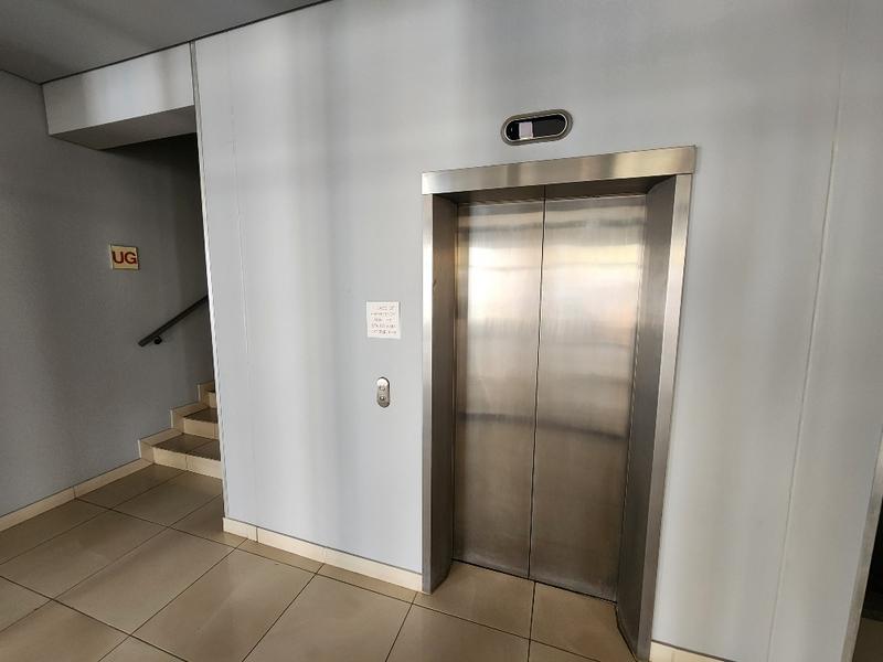 To Let Commercial Property for Rent in Zwartkop Gauteng