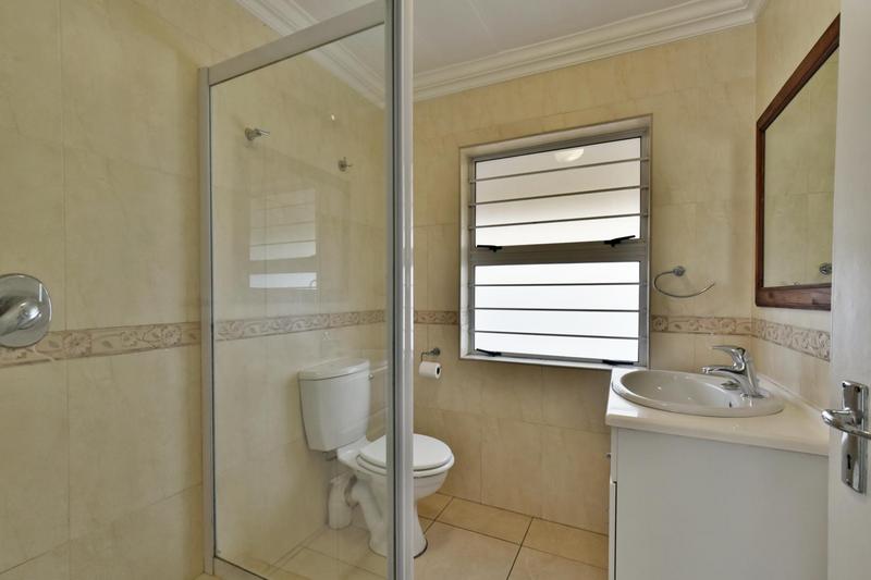 3 Bedroom Property for Sale in Oakdene Gauteng