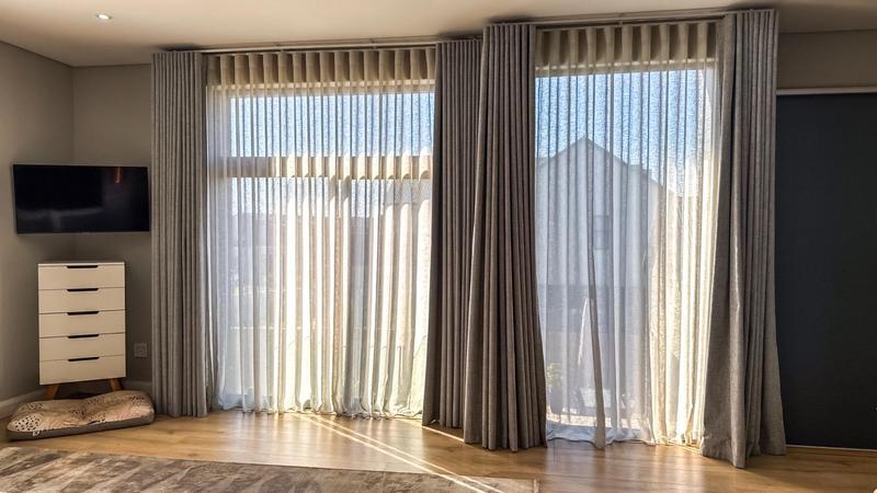 5 Bedroom Property for Sale in Midstream Heights Gauteng