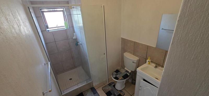 1 Bedroom Property for Sale in Paulshof Gauteng