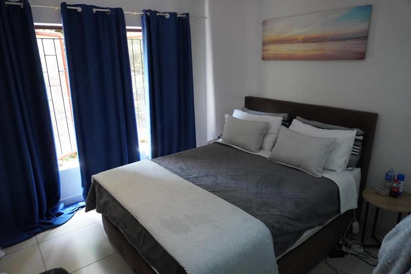 2 Bedroom Property for Sale in Sunninghill Gauteng