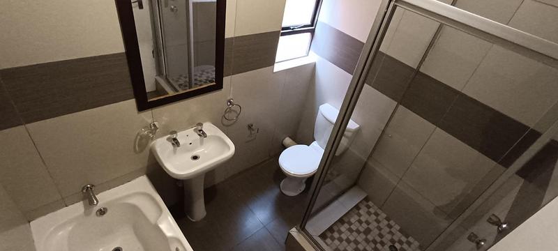 2 Bedroom Property for Sale in Sunninghill Gauteng