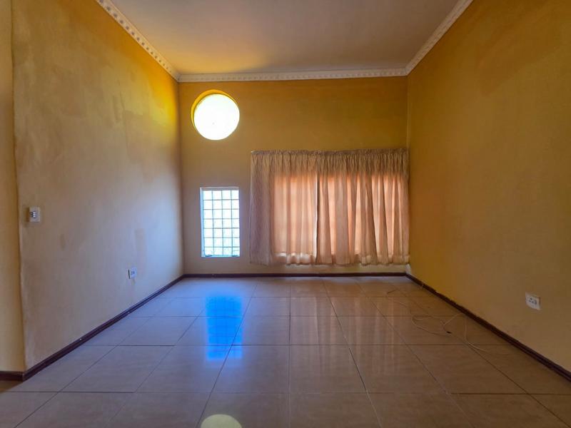 6 Bedroom Property for Sale in Greenhills Gauteng