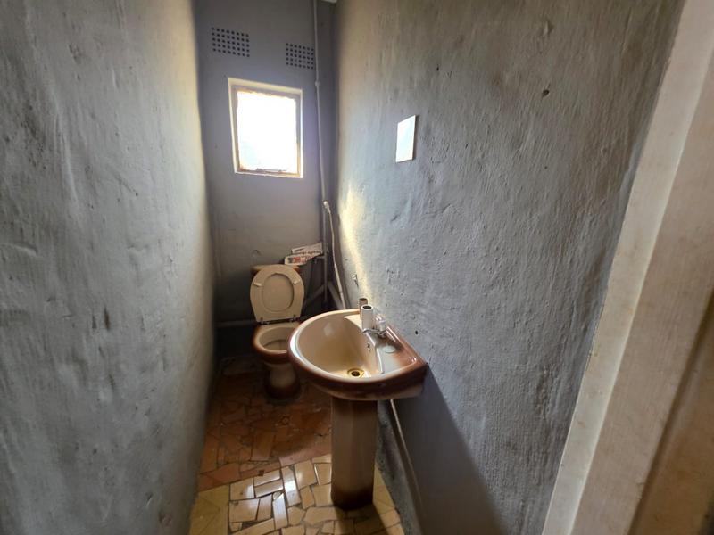 6 Bedroom Property for Sale in Greenhills Gauteng