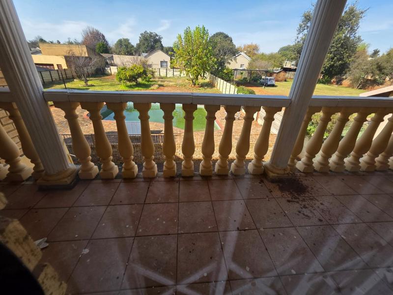 6 Bedroom Property for Sale in Greenhills Gauteng