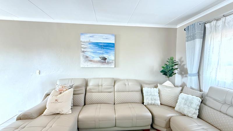 3 Bedroom Property for Sale in Noordwyk Gauteng