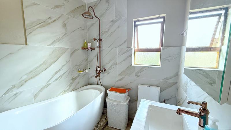 3 Bedroom Property for Sale in Noordwyk Gauteng