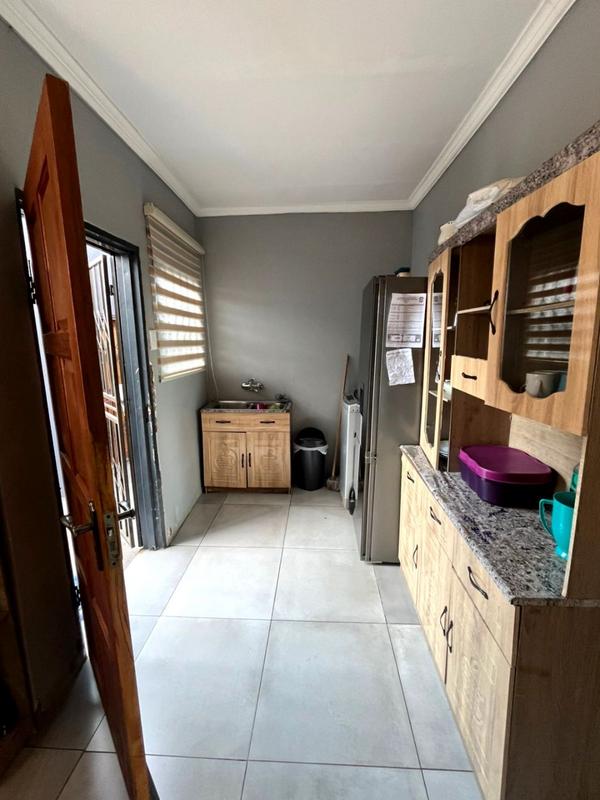 To Let 2 Bedroom Property for Rent in Naledi Gauteng