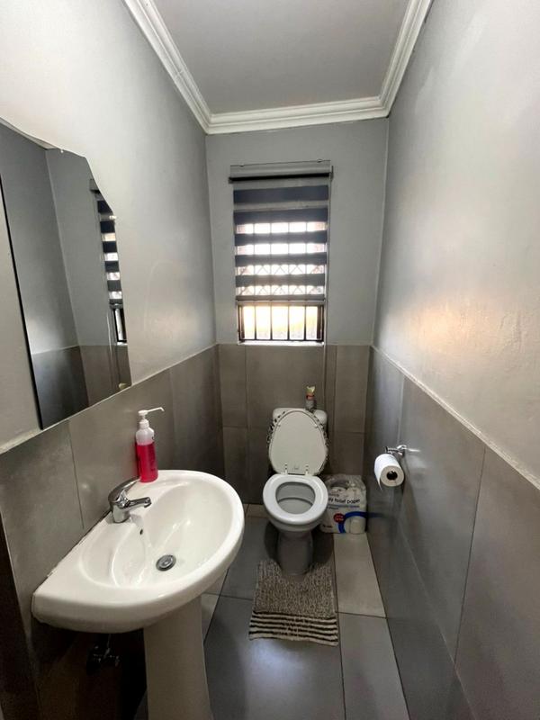 To Let 2 Bedroom Property for Rent in Naledi Gauteng