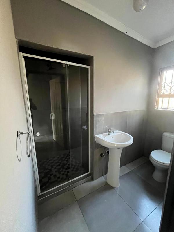 To Let 2 Bedroom Property for Rent in Naledi Gauteng