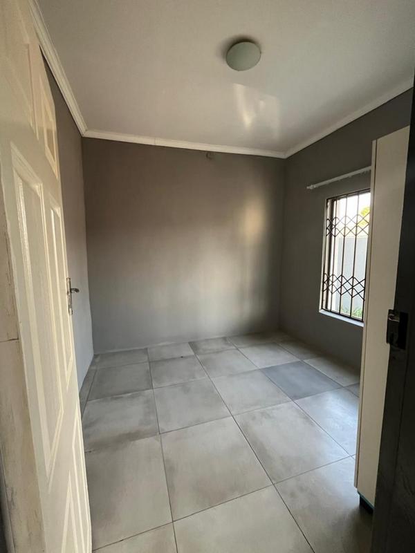To Let 2 Bedroom Property for Rent in Naledi Gauteng
