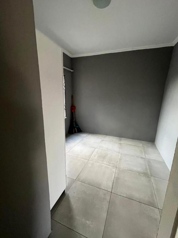 To Let 2 Bedroom Property for Rent in Naledi Gauteng