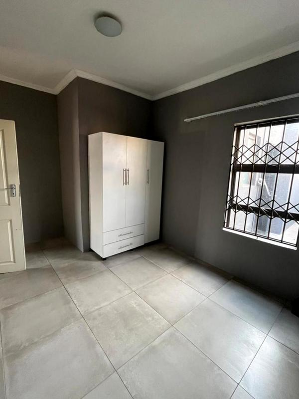 To Let 2 Bedroom Property for Rent in Naledi Gauteng