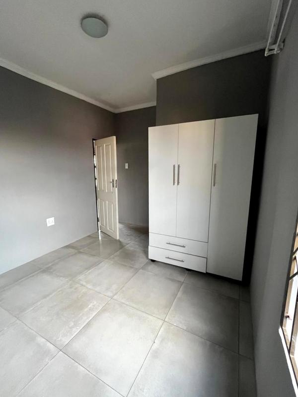 To Let 2 Bedroom Property for Rent in Naledi Gauteng