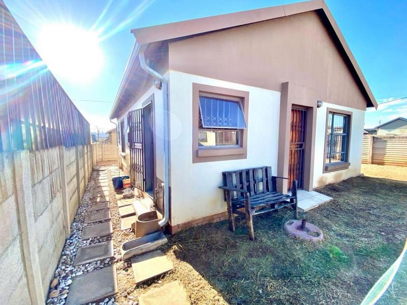 3 Bedroom Property for Sale in Witpoortjie Gauteng