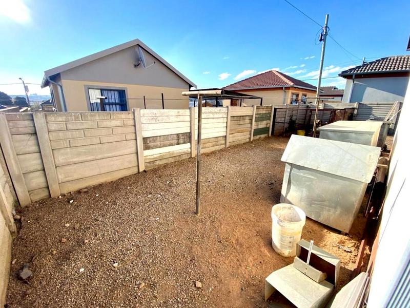 3 Bedroom Property for Sale in Witpoortjie Gauteng