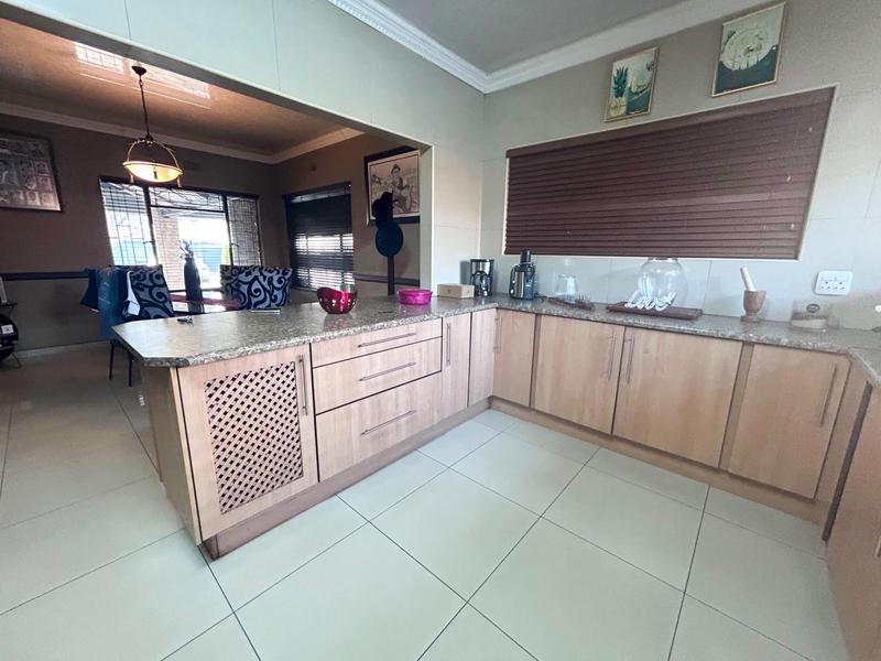 4 Bedroom Property for Sale in Vanderbijlpark Sw 2 Gauteng