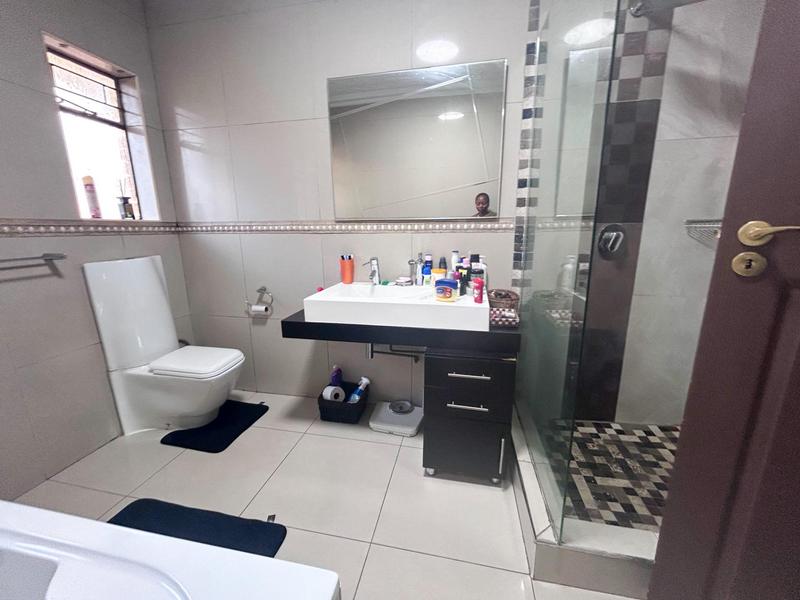 4 Bedroom Property for Sale in Vanderbijlpark Sw 2 Gauteng