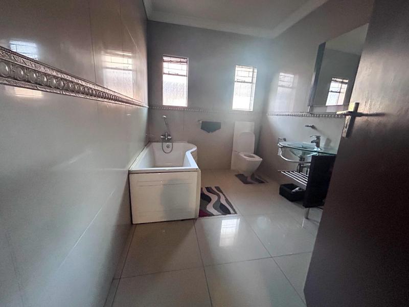 4 Bedroom Property for Sale in Vanderbijlpark Sw 2 Gauteng