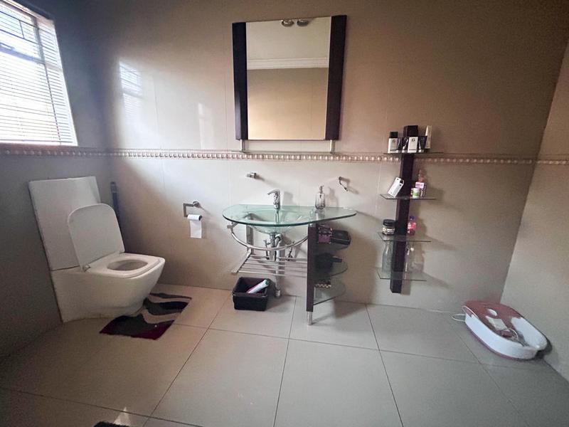4 Bedroom Property for Sale in Vanderbijlpark Sw 2 Gauteng