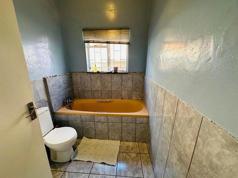 4 Bedroom Property for Sale in Malvern Gauteng