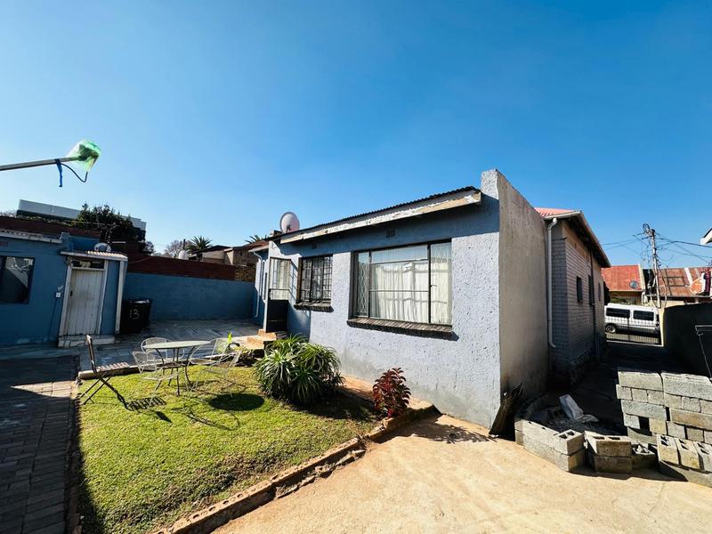 4 Bedroom Property for Sale in Malvern Gauteng