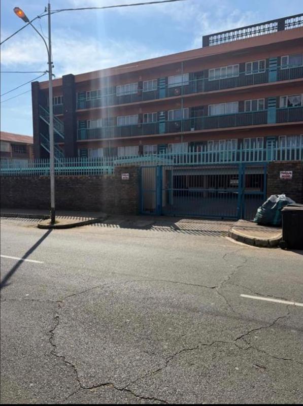 2 Bedroom Property for Sale in Florida Gauteng