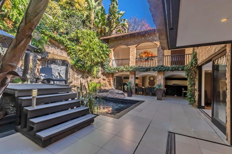 To Let 5 Bedroom Property for Rent in Houghton Gauteng