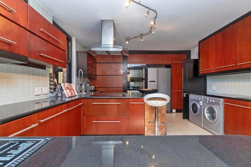 To Let 5 Bedroom Property for Rent in Houghton Gauteng