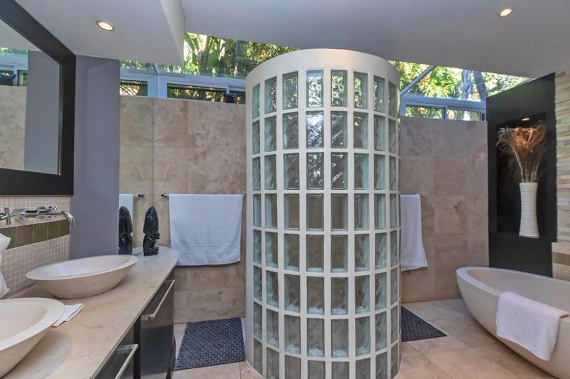 To Let 5 Bedroom Property for Rent in Houghton Gauteng
